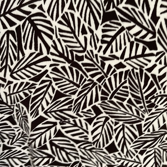 Lands’ End women’s small neutral print button cardigan excellent condition - Picture 5 of 5